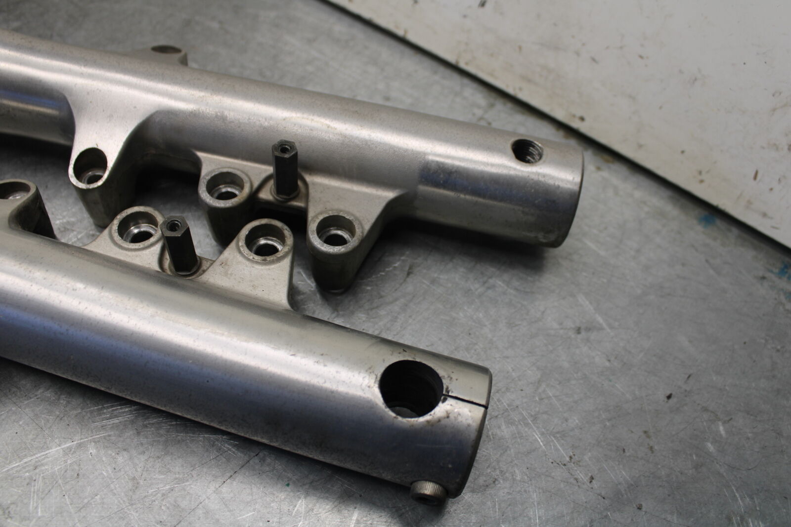 05-09 SUZUKI BOULEVARD C90 FRONT FORKS SHOCK SUSPENSION SET PAIR BB692