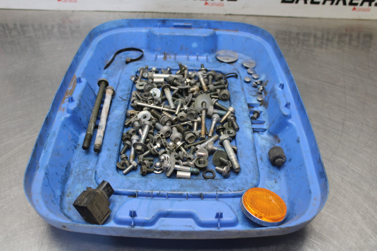 05-09 SUZUKI BOULEVARD C90 MOUNTING BOLTS HARDWARE SCREWS BB918