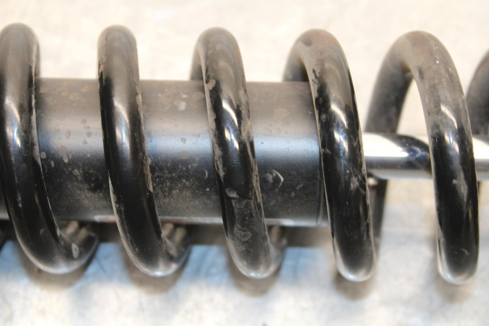 19-22 KAWASAKI Z400 REAR BACK SHOCK ABSORBER SUSPENSION BB586