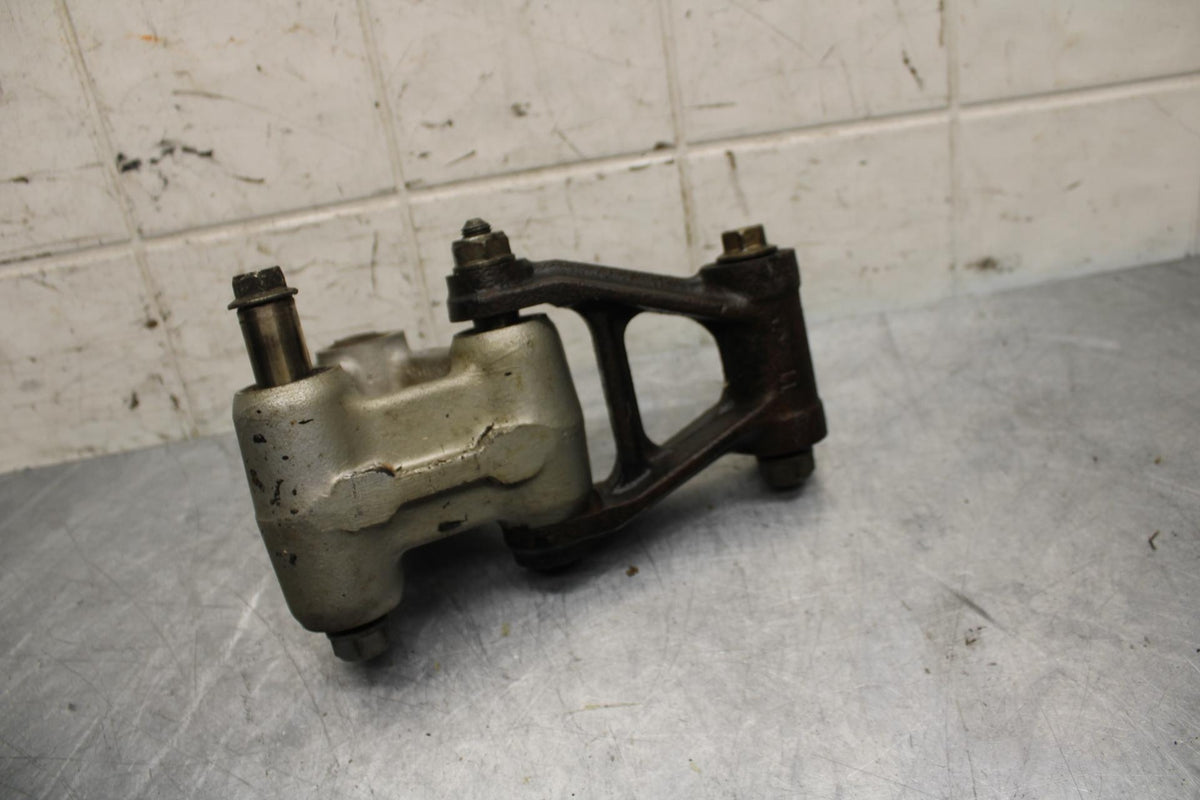 84-85 HONDA V65 SABRE REAR DOGBONE SHOCK LINKAGE LINK BB05
