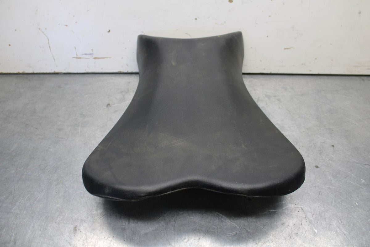 1995 Suzuki RF600R FRONT DRIVERS SEAT PAD SADDLE PILLION BB104