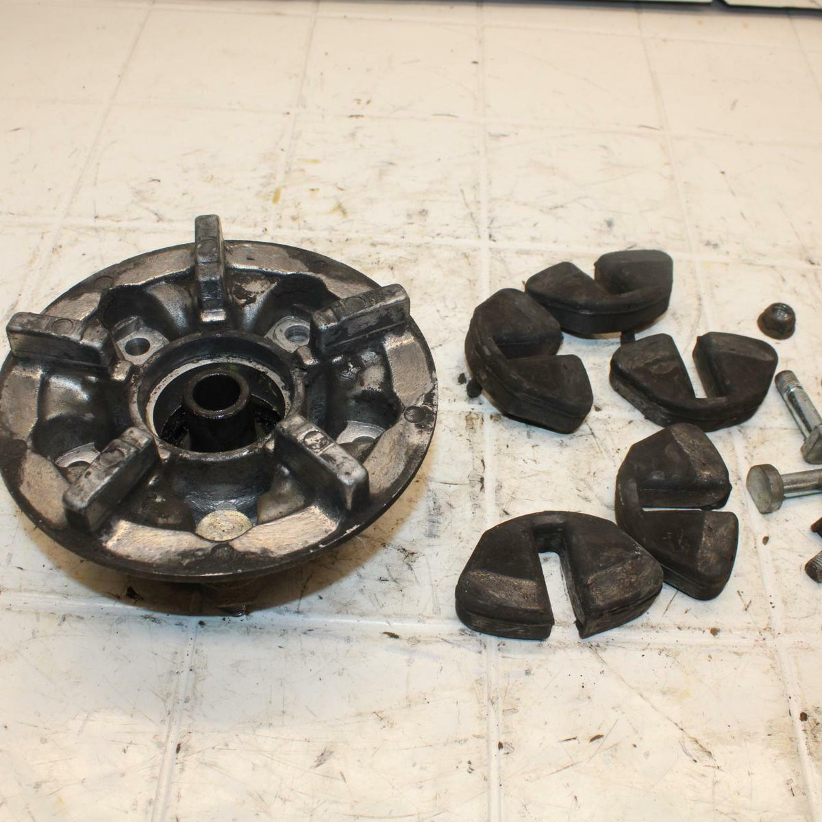 93 SUZUKI KATANA 600 GSX600F REAR HUB SHOCK DAMPERS CUSH ABSORBERS BB400