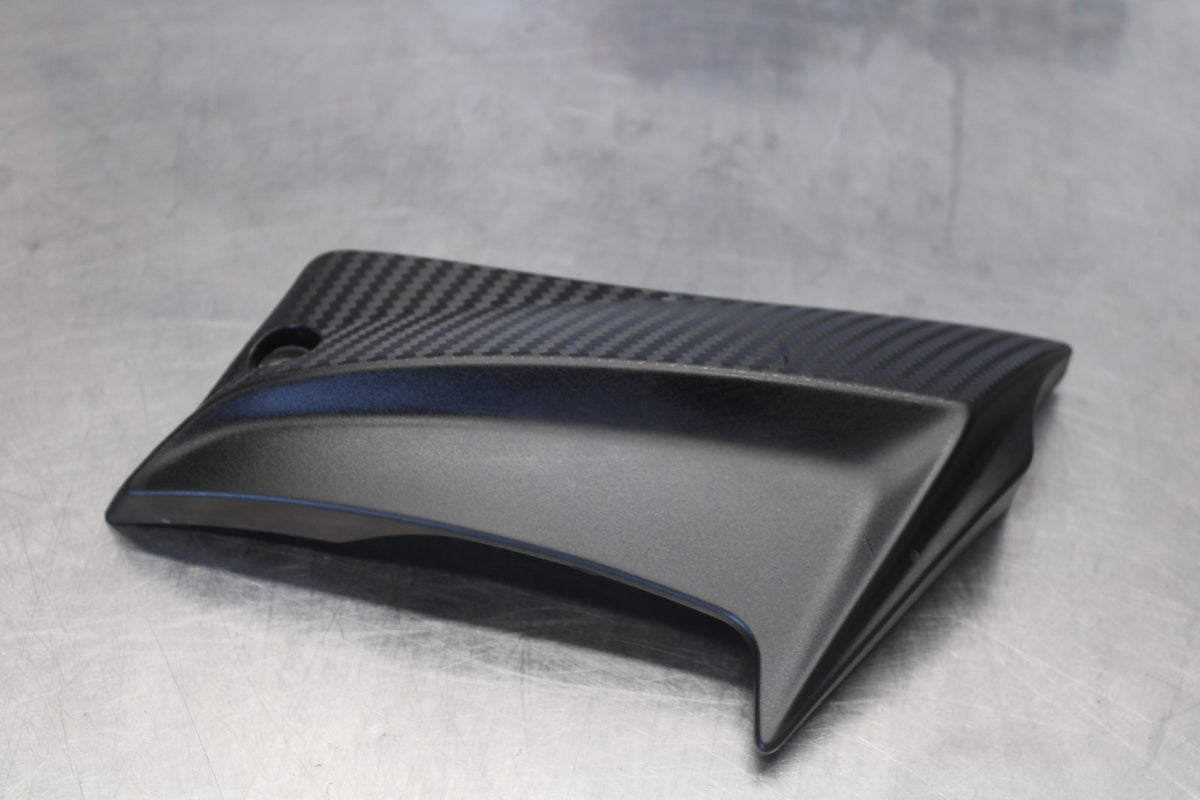 18 SUZUKI GSXR750 LEFT FRAME SIDE COVER COWL PANEL TRIM BB891