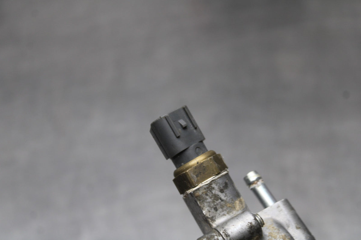 08 HONDA CBR125R THERMOSTAT W HOUSING ASSEMBLY BB804