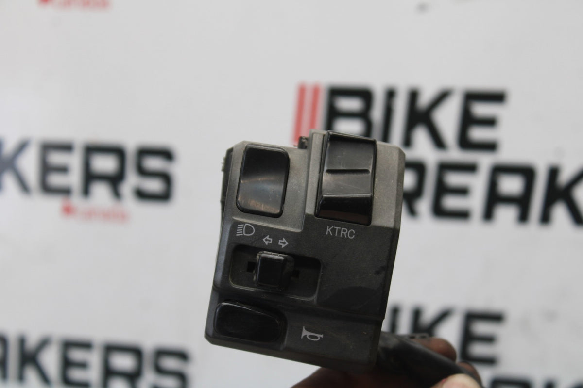 13-18 KAWASAKI NINJA ZX6R LEFT CLIP ON HANDLE HORN SIGNALS SWITCH SWITCHES BB908
