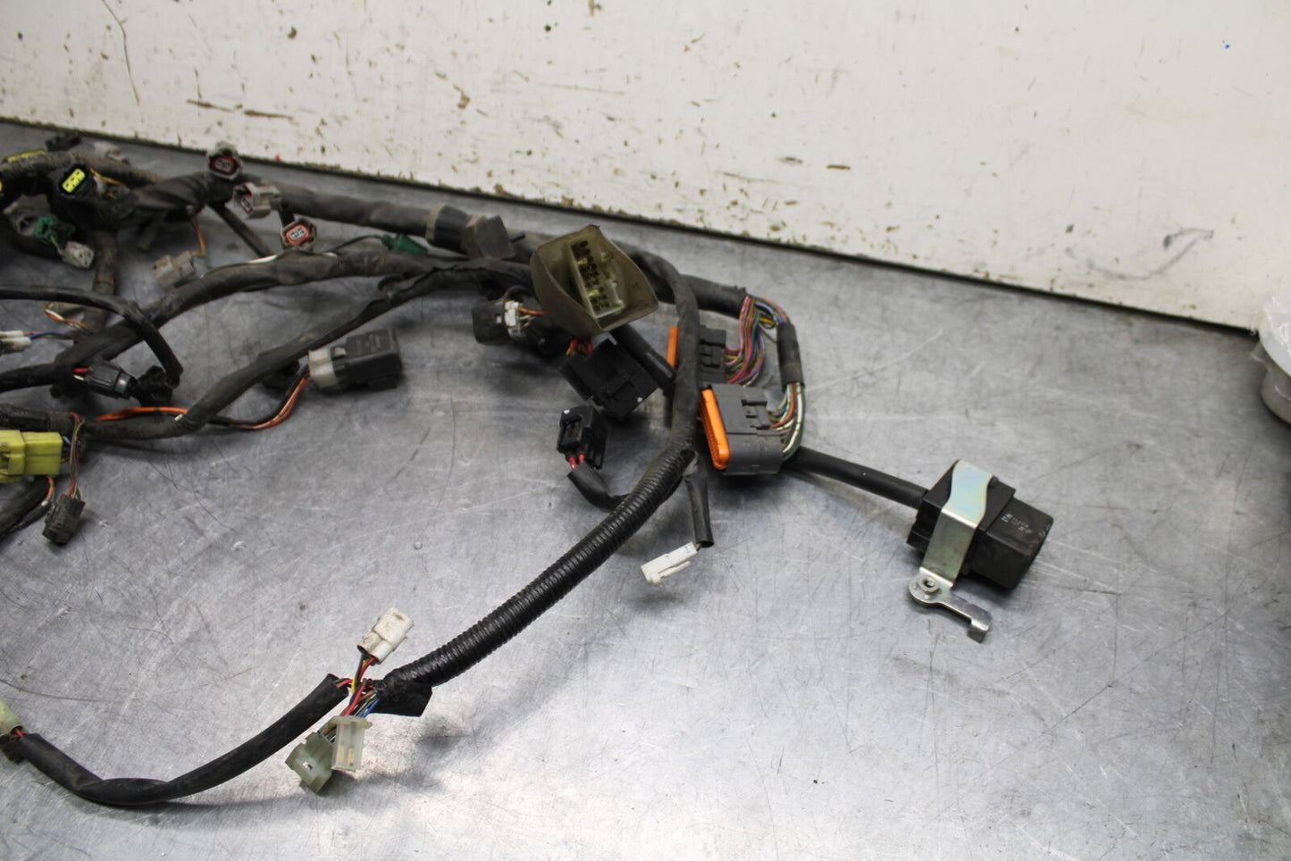 06-07 SUZUKI GSXR 600 MAIN ENGINE WIRING HARNESS MOTOR WIRE LOOM BB737