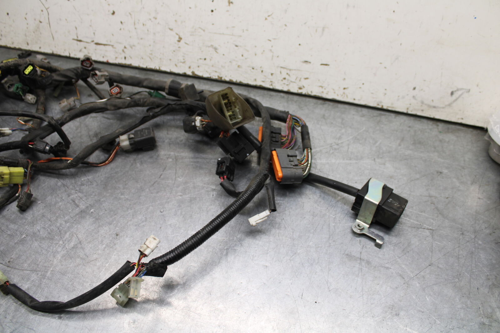 06-07 SUZUKI GSXR 600 MAIN ENGINE WIRING HARNESS MOTOR WIRE LOOM BB737