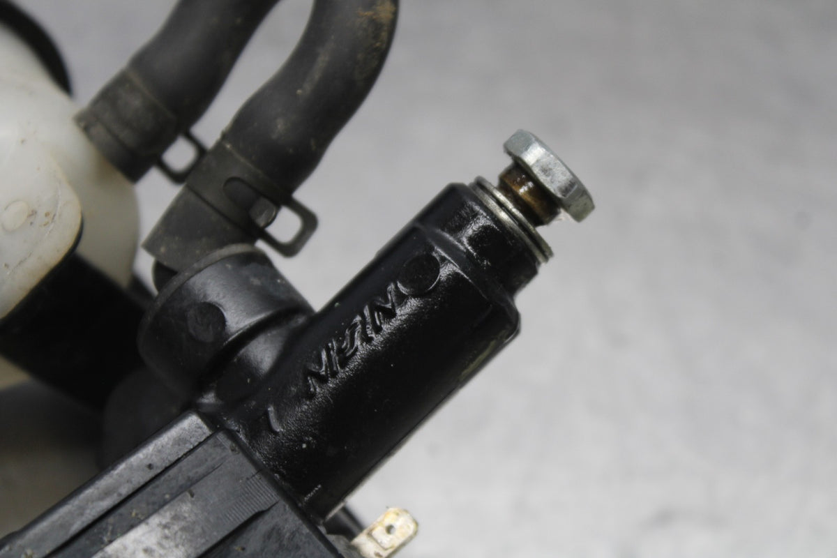 05-08 TRIUMPH SPEED TRIPLE 1050 FRONT BRAKE MASTER CYLINDER w/ LEVER BB933