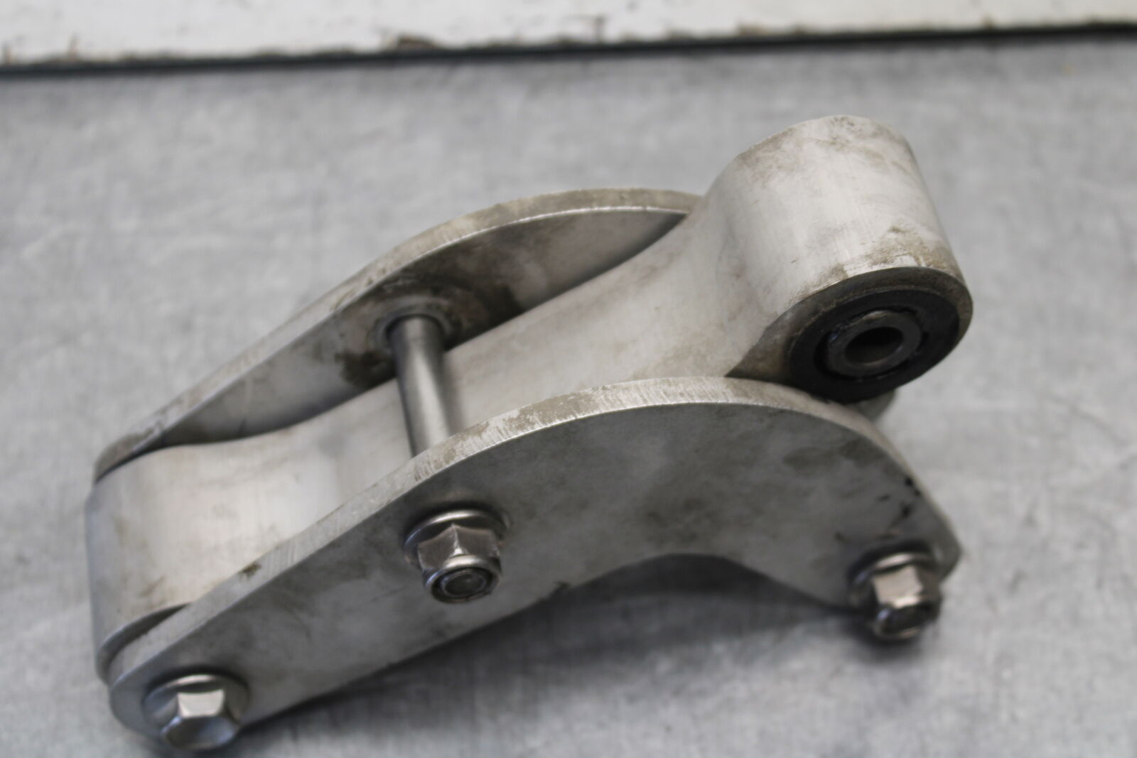 16 KAWASAKI NINJA ZX10R REAR DOGBONE SHOCK LINKAGE 39007-0395 39111-0337 BB650