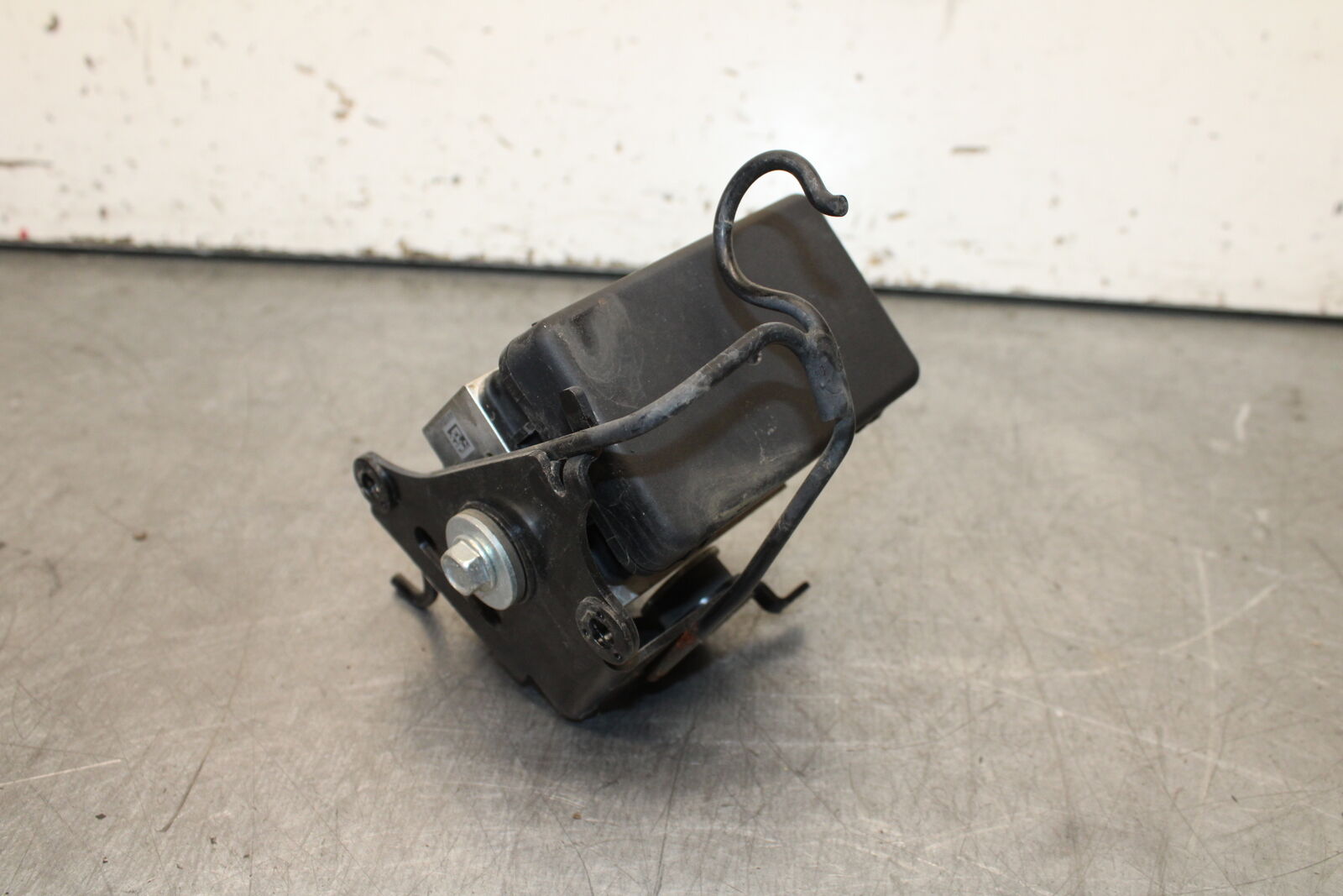 12-17 KAWASAKI ER-6N Z650 ABS PUMP UNIT MODULE BB709