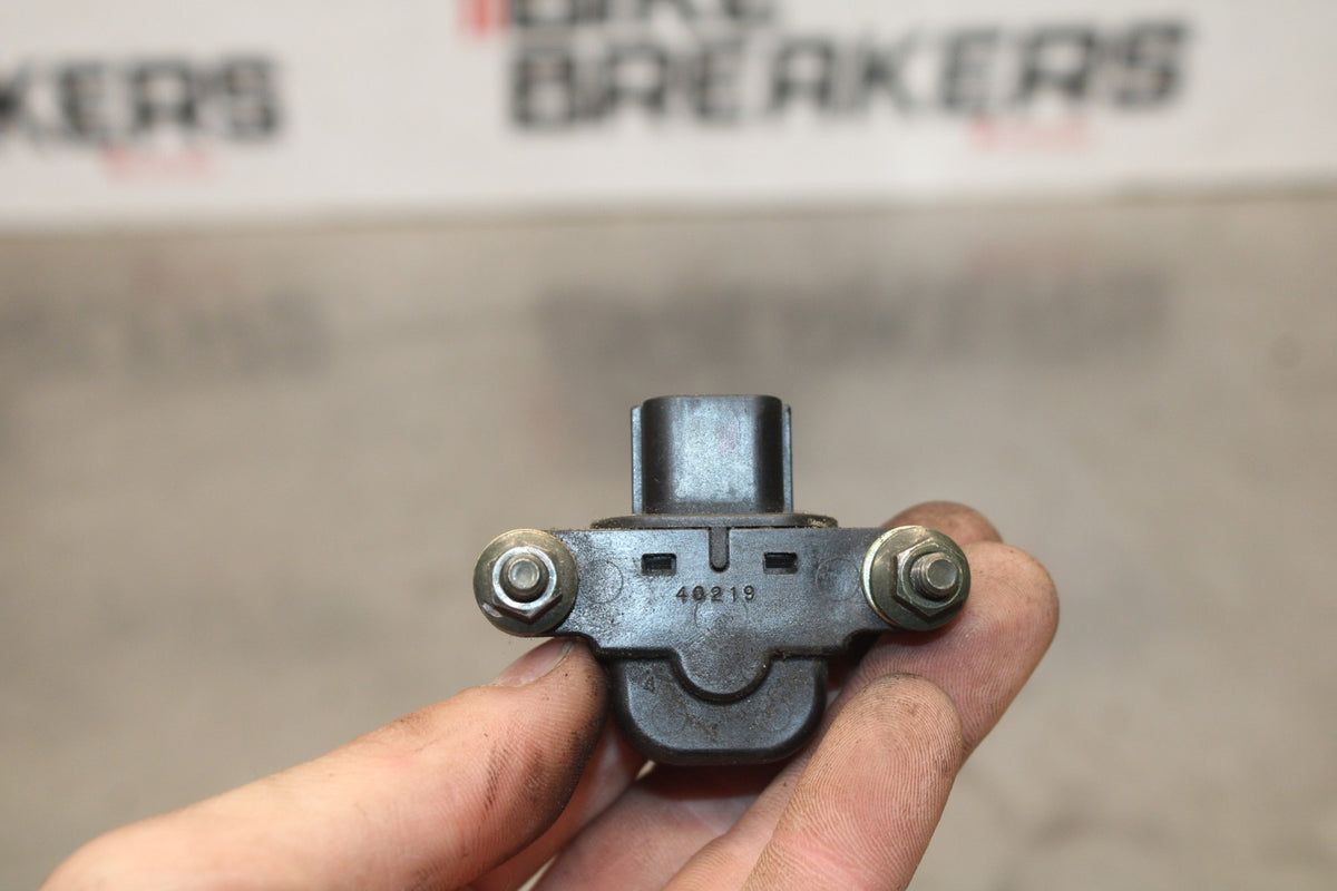 04-05 KAWASAKI NINJA ZX10R TIP OVER BANK ANGLE CRASH SENSOR SWITCH BB931