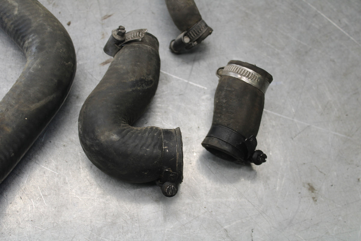 01-06 TRIUMPH TIGER 955I RADIATOR HOSES ENGINE COOLANT WATER PIPES SET  BB693