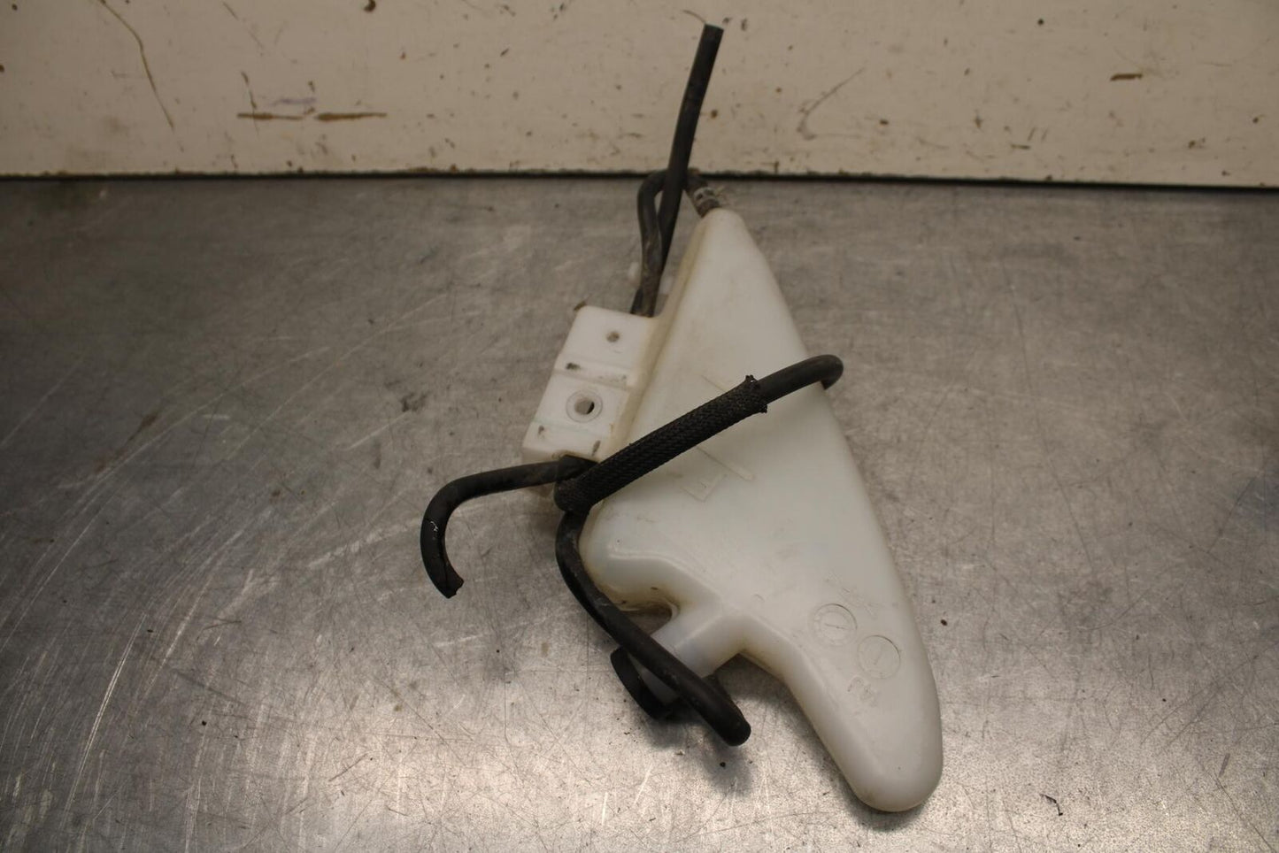 11-23 SUZUKI GSXR 750 COOLANT WATER TANK RESERVOIR BOTTLEBB630