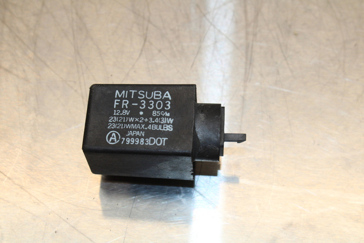 03-05 HONDA SHADOW CLASSIC 750 TURN SIGNAL BLINKER RELAY FLASHER SWITCH BB139