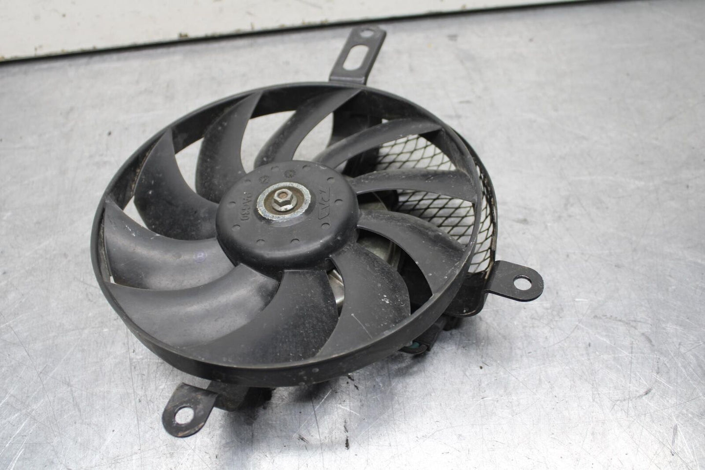 11-24 SUZUKI GSXR  600 750 ENGINE RADIATOR COOLING FAN BB95
