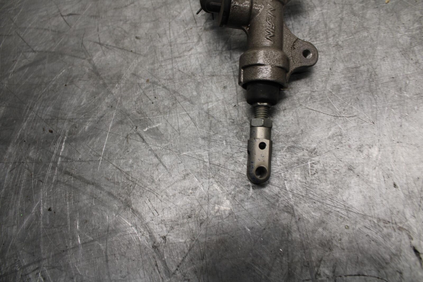07 YAMAHA YZF R6 REAR BRAKE MASTER CYLINDER W RESERVOIR 2C0-2583V-01-00 BB495