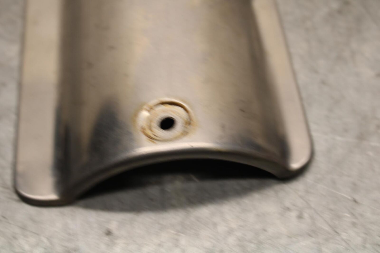 1982 Suzuki GS1100ES ENGINE STARTER MOTOR COVER BB55