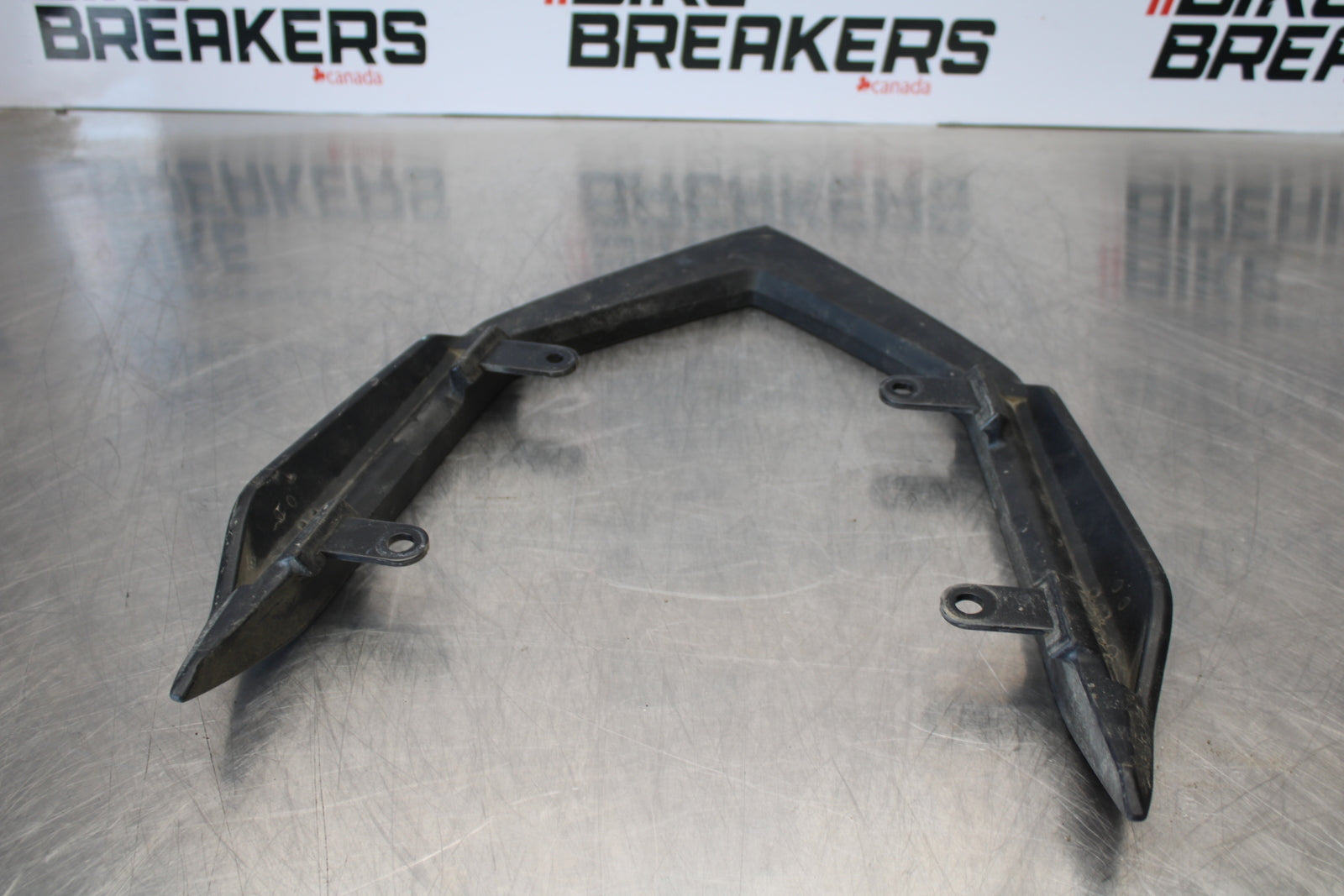 09-15 YAMAHA FZ6R PASSENGER REAR SEAT GRAB BAR HANDLE BB161