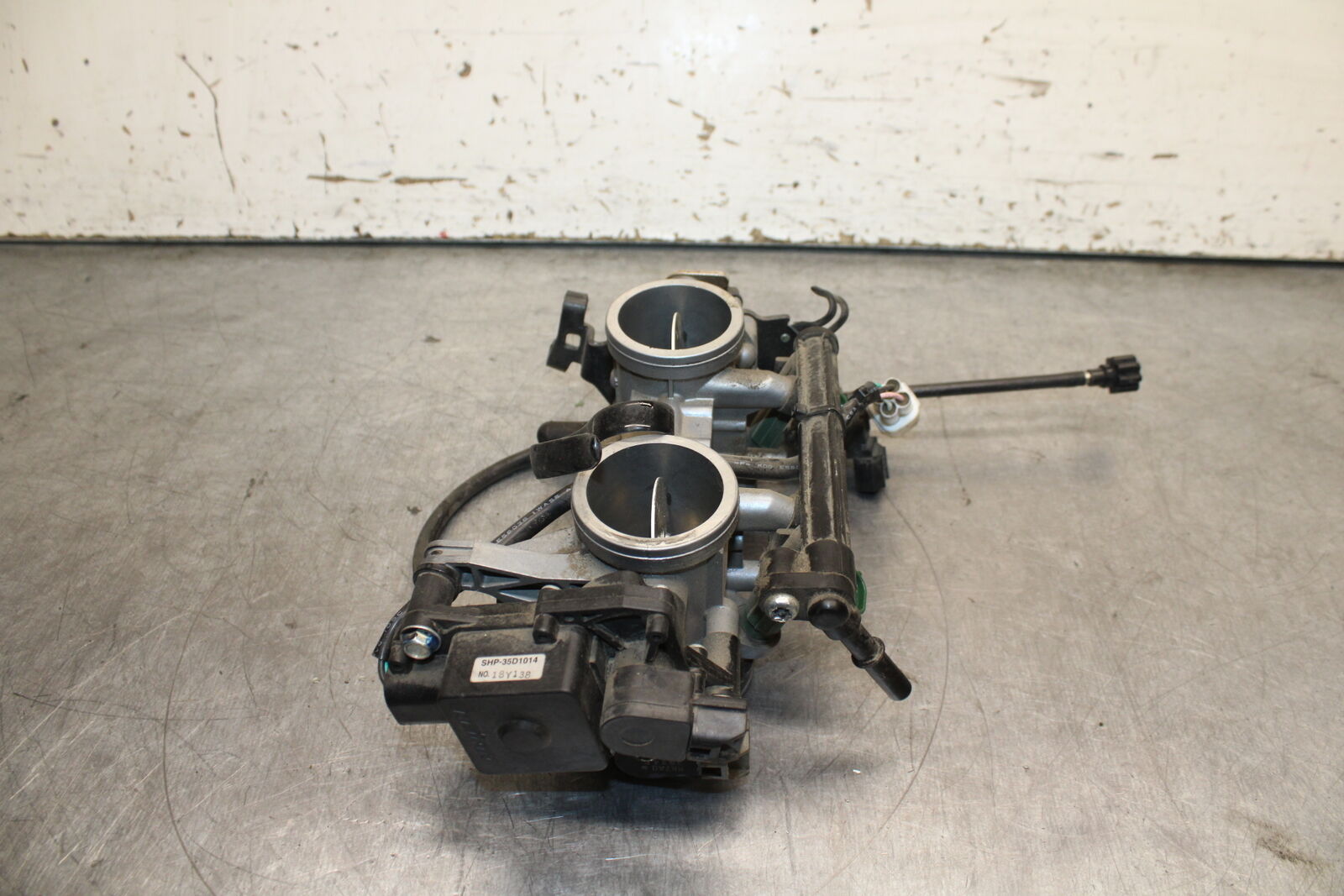 14-15 KAWASAKI NINJA 650 EX650F ABS MAIN FUEL INJECTORS / THROTTLE BODIES BB741