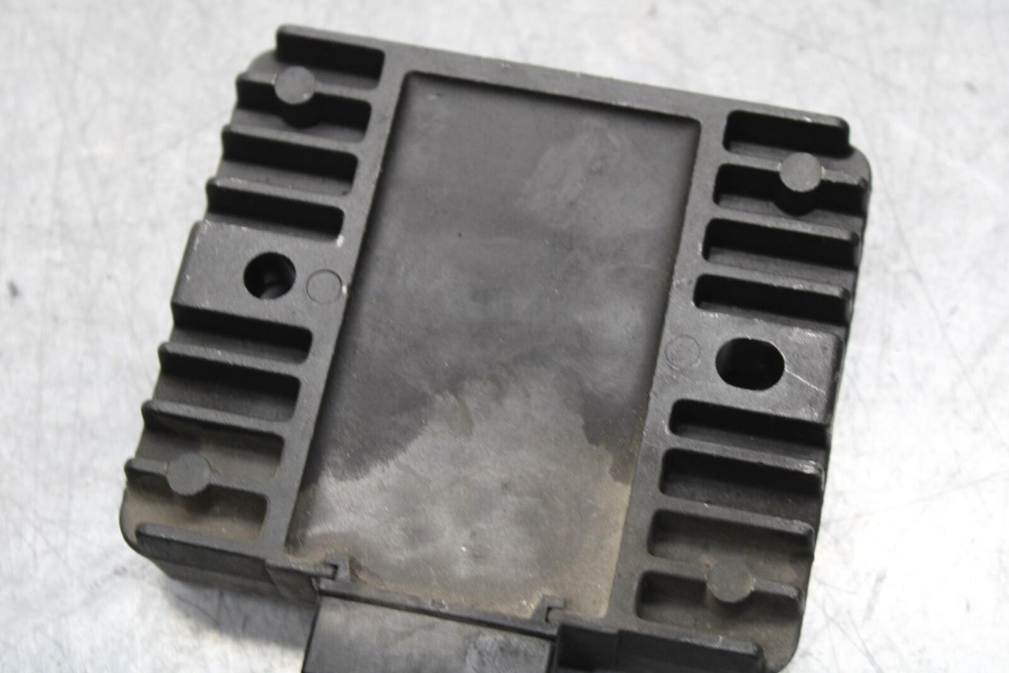 05 YAMAHA YZF R6S RECTIFIER VOLTAGE REGULATOR BB600