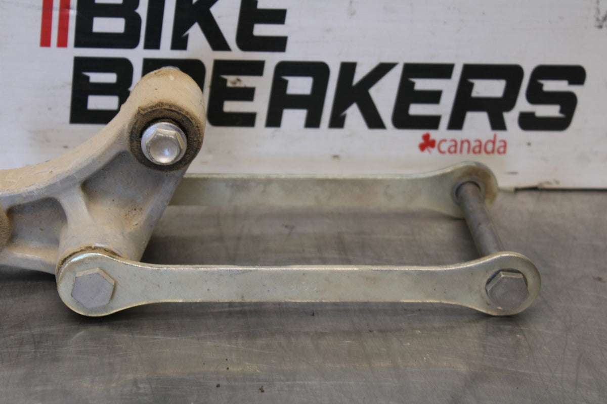 24 KAWASAKI NINJA ZX6R ZX636 ABS 40TH ANNIVERSARY REAR DOGBONE SHOCK LINK BB911