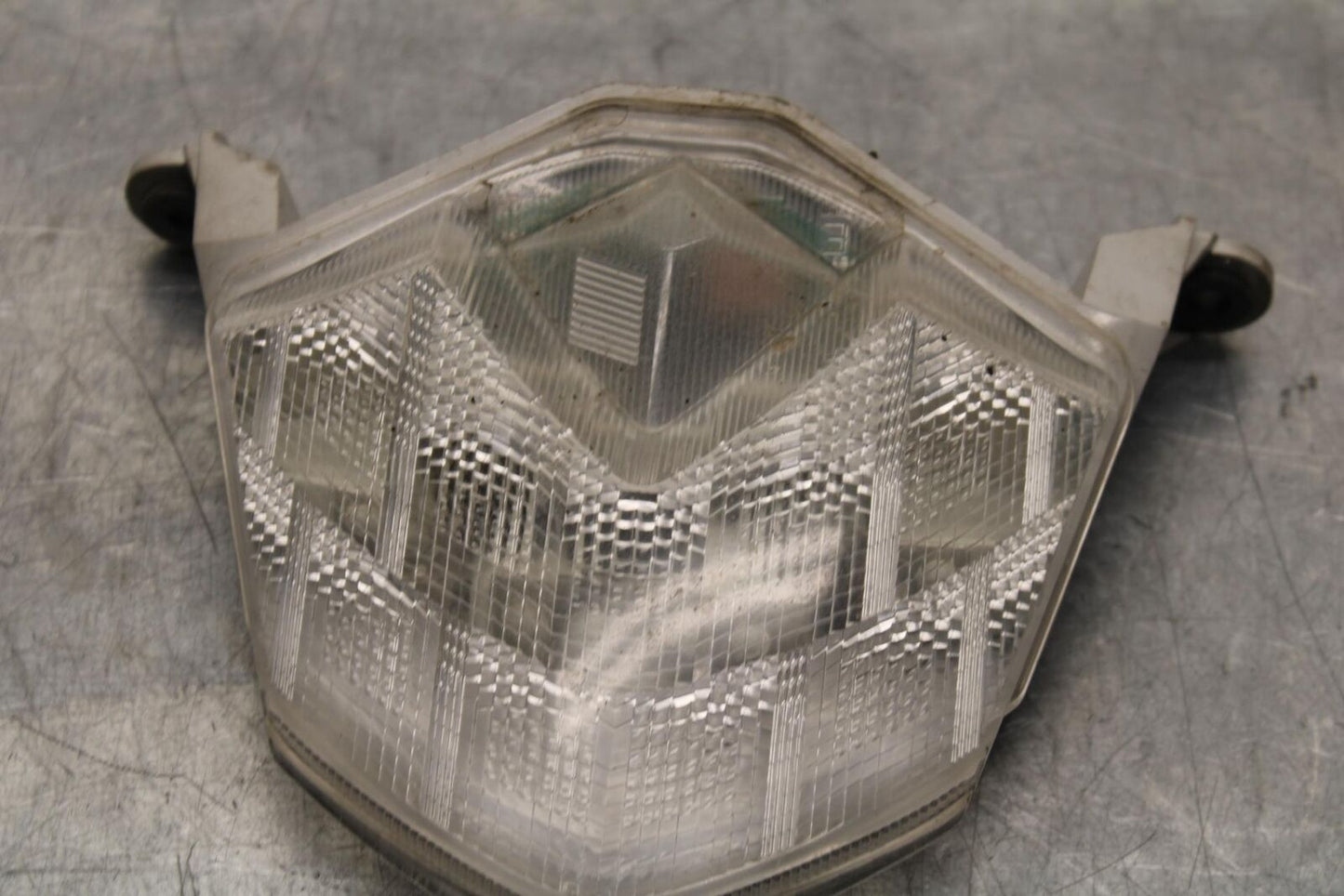 2011 Kawasaki Ninja ZX6R ZX600R REAR TAIL TAILLIGHT BRAKE LIGHT BB587