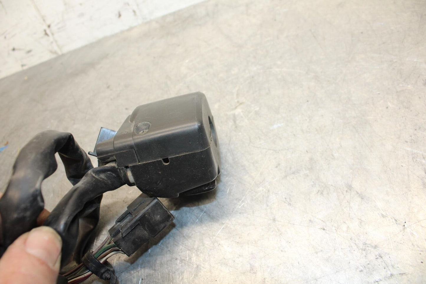 2004 Kawasaki Ninja ZX6RR ZX600M LEFT CLIP ON HANDLE HORN SIGNALS SWITCH BB43