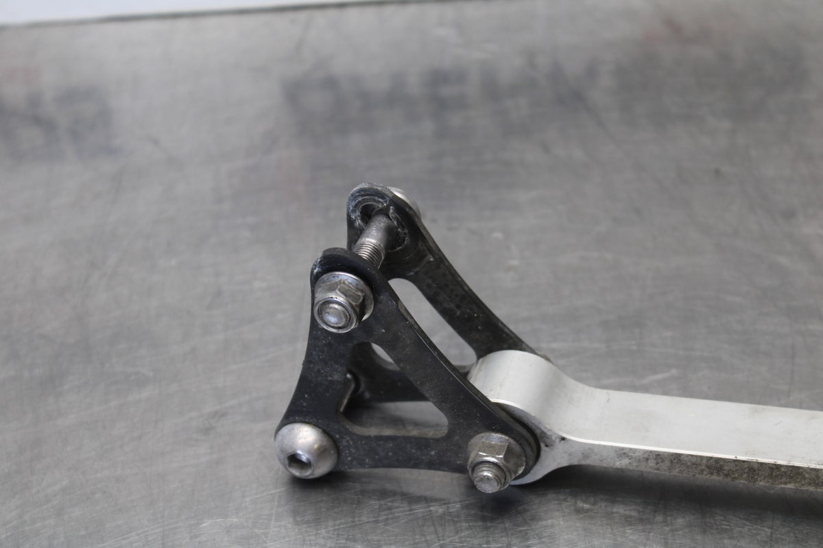 12 TRIUMPH STREET TRIPLE R REAR DOGBONE SHOCK LINKAGE LINK BB914