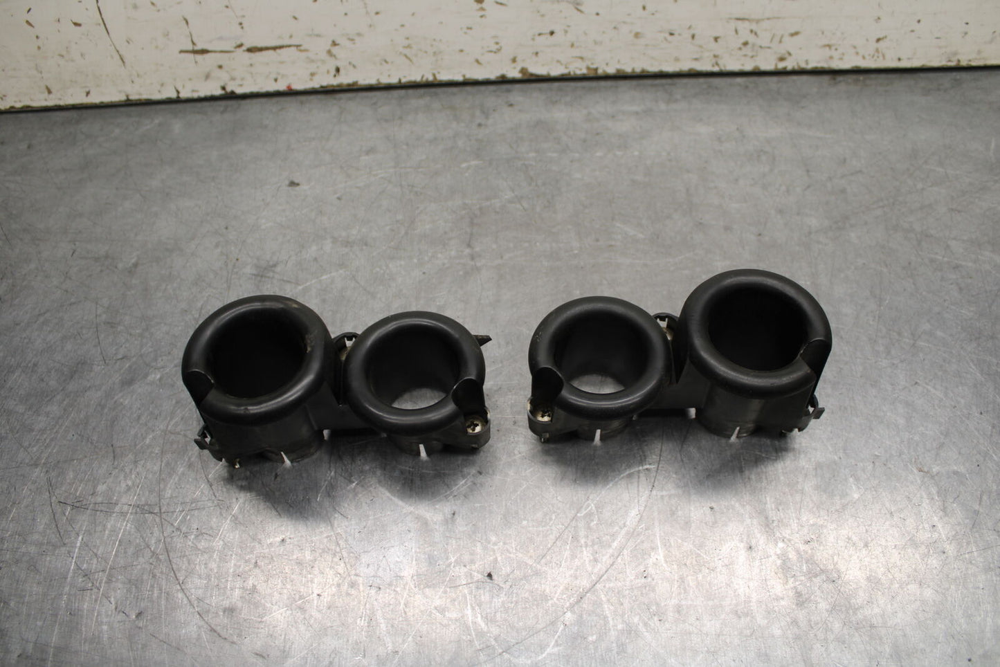 05-06 HONDA CBR600RR AIRBOX INTAKE VELOCITY STACKS BB739