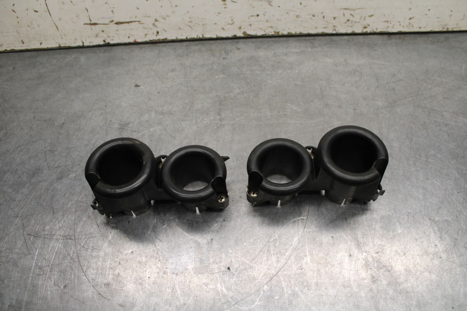 05-06 HONDA CBR600RR AIRBOX INTAKE VELOCITY STACKS BB739