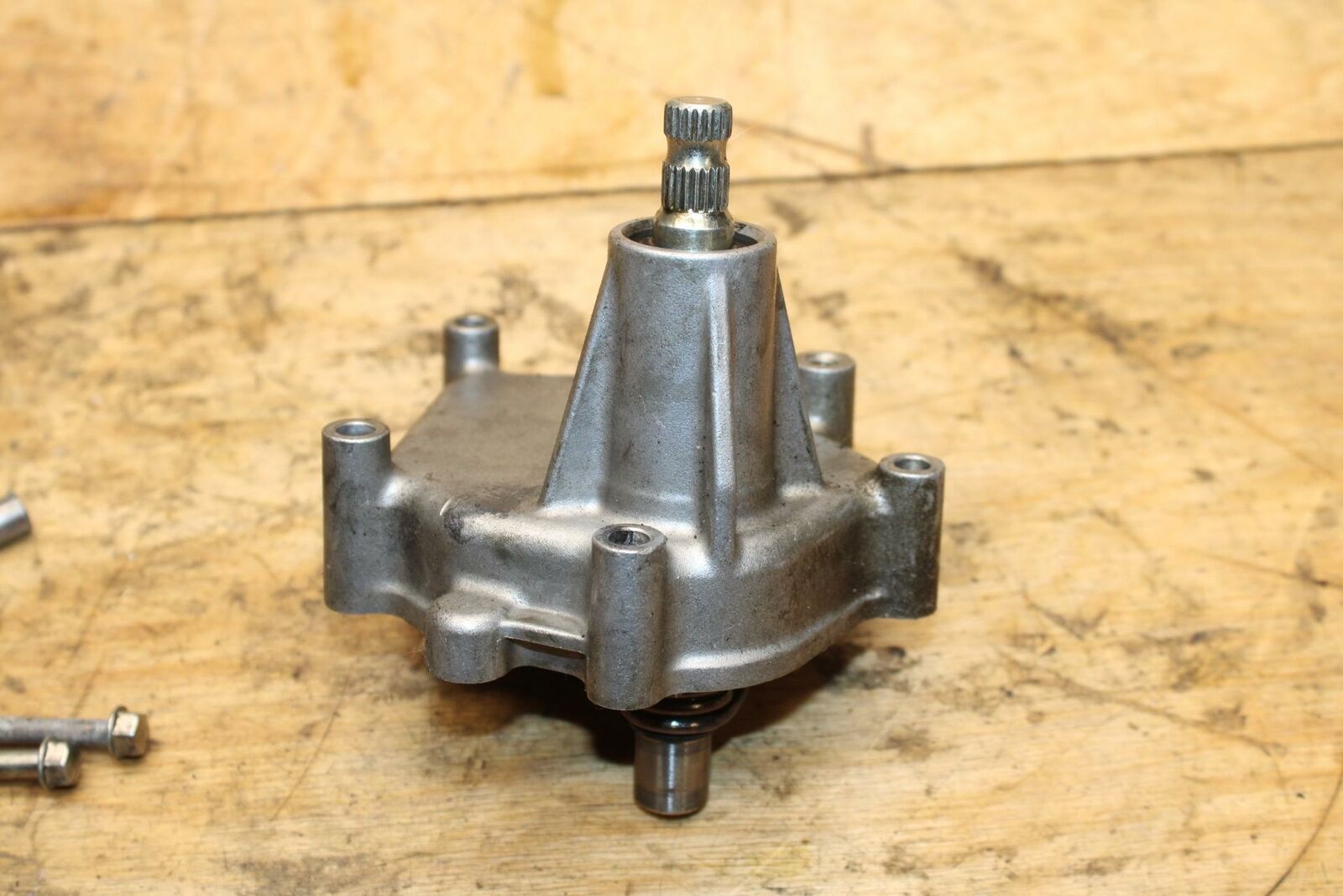 09-10 SUZUKI BOULEVARD M109R SHIFTER COVER WITH SHAFT BB318