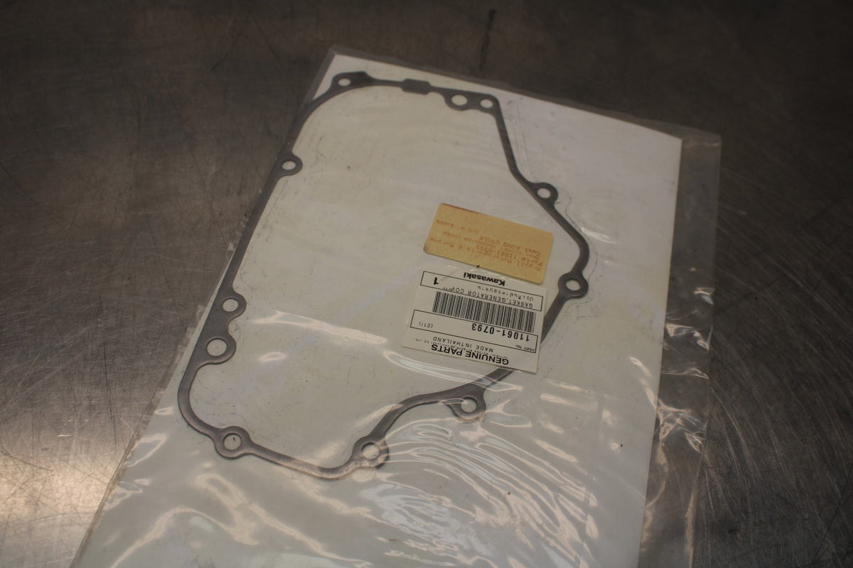 13-17 KAWASAKI NINJA 300 STATOR MAGNETO ALTERNATOR GENERATOR COVER GASKET BB429