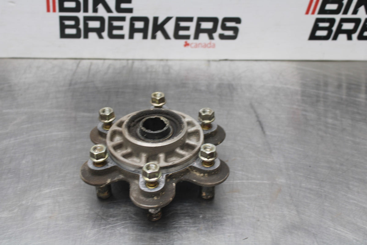 02 DUCATI MONSTER 620 REAR BACK SPROCKET HUB BB851