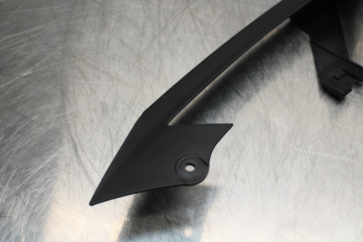 23-24 KAWASAKI NINJA ZX14R NEW!! REAR BACK DRIVE CHAIN GUARD COVER SHIELD BB153