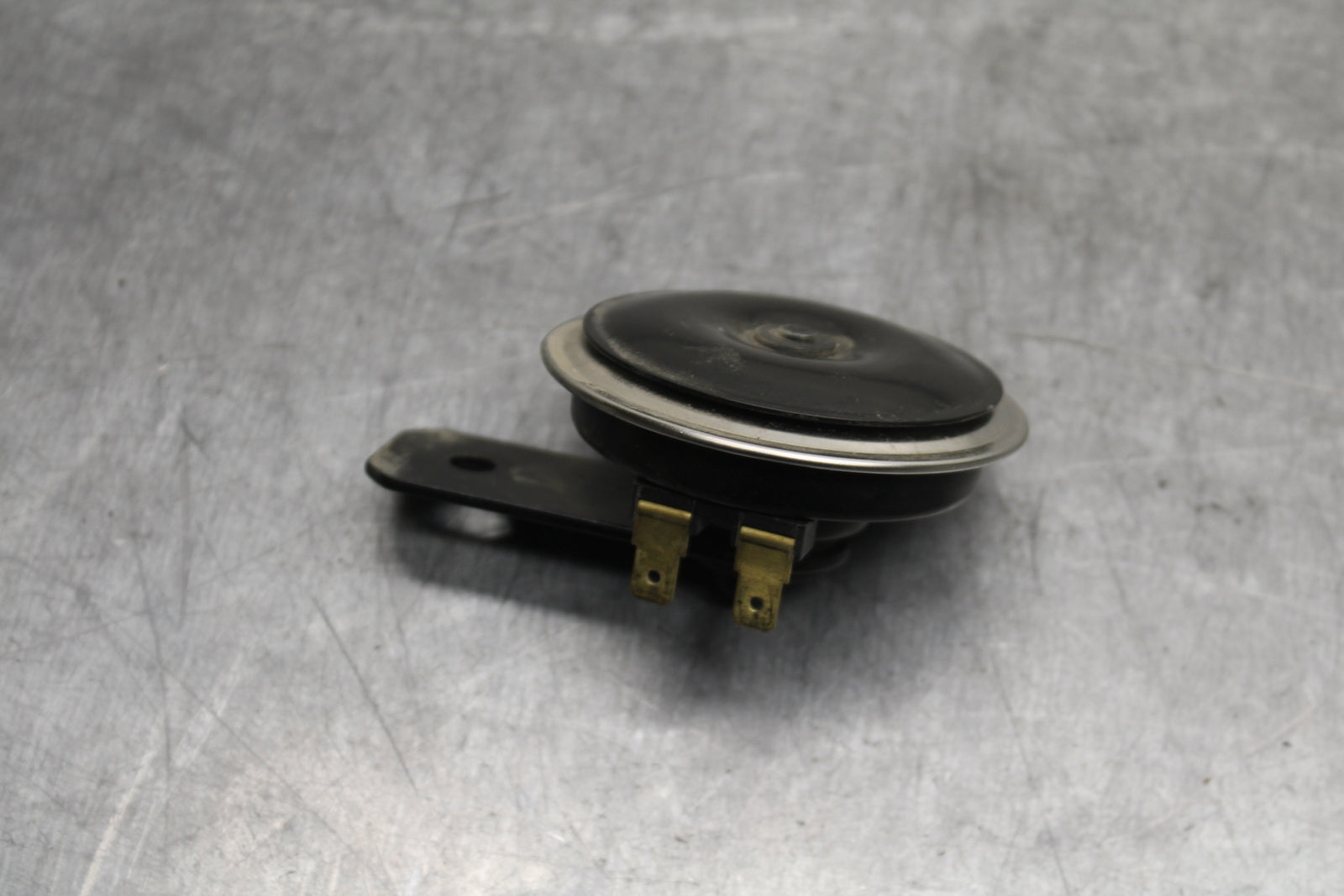 18-24 KAWASAKI NINJA 650 HORN SIGNAL BB725