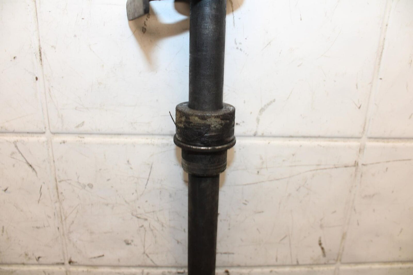 2006 Suzuki SV650S REAR AXLE BACK WHEEL RIM PIVOT BOLT AXEL BB65