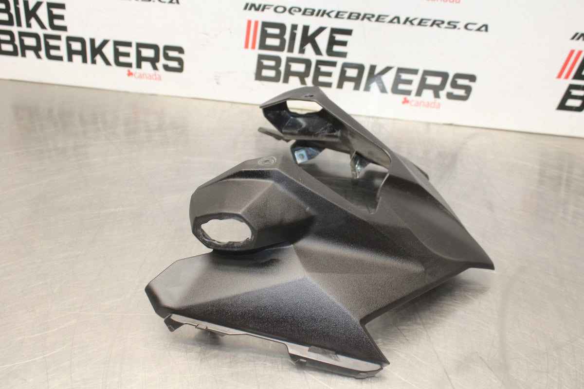 18-26 KAWASAKI Z400 FRONT CENTER COWL FAIRING BB852
