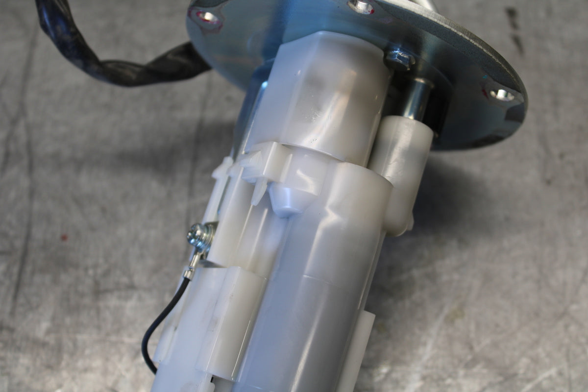 19-22 KAWASAKI Z400 FUEL PUMP GAS PETROL SENDER UNIT BB708