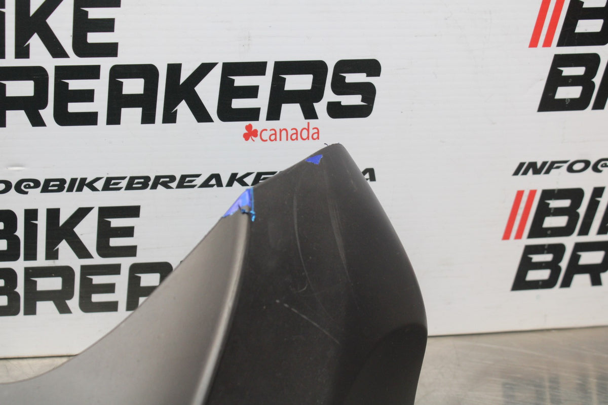 06-07 SUZUKI GSXR 600 FRONT GAS TANK FUEL CELL FAIRING COWL COVER TRIM BB845