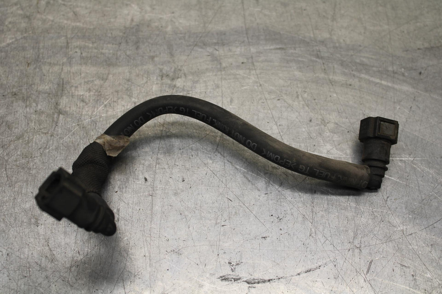 03-08 KAWASAKI VULCAN 1600 FUEL HOSE BB616