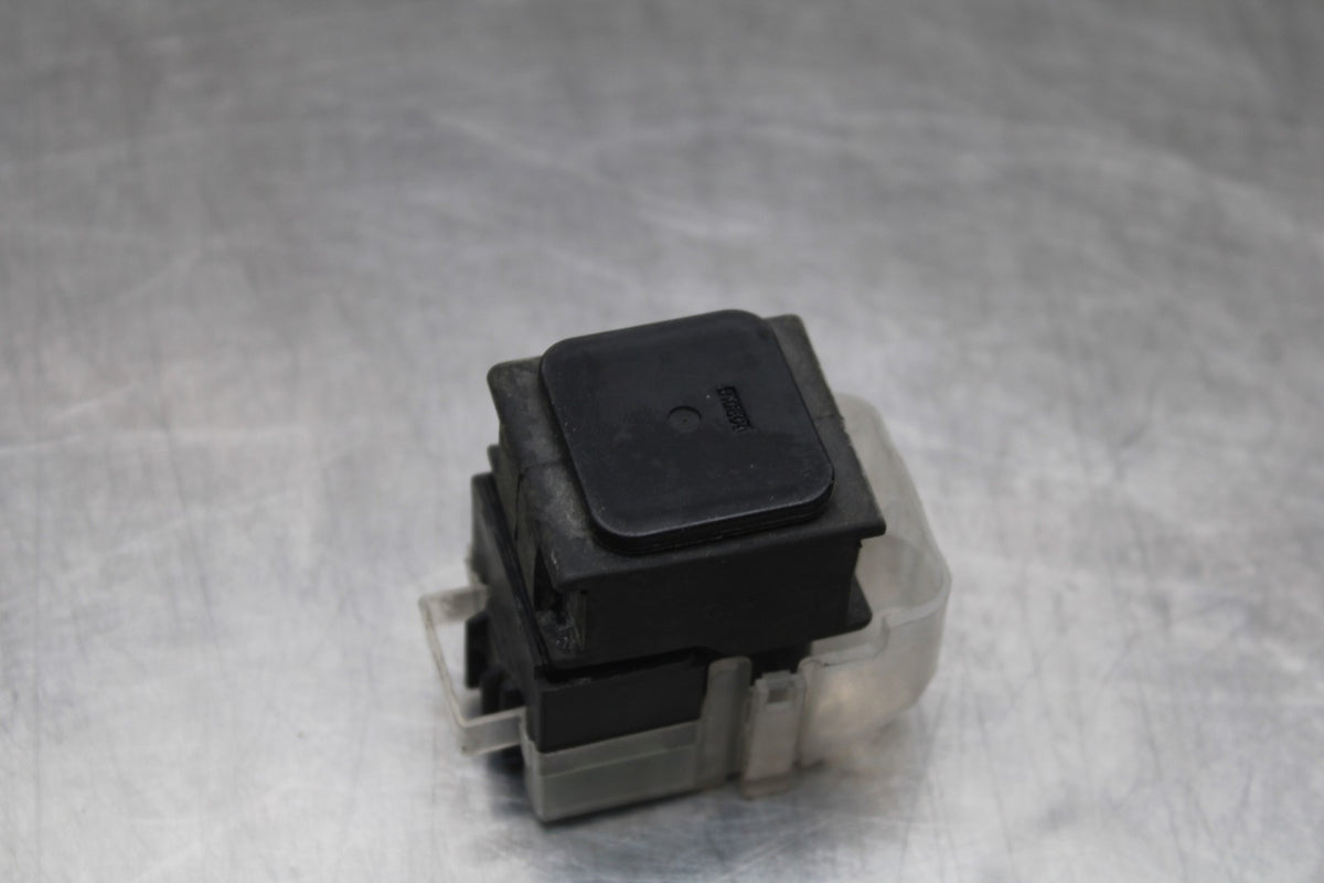05-09 SUZUKI BOULEVARD C90 ENGINE STARTER RELAY STARTING MOTOR SWITCH BB791