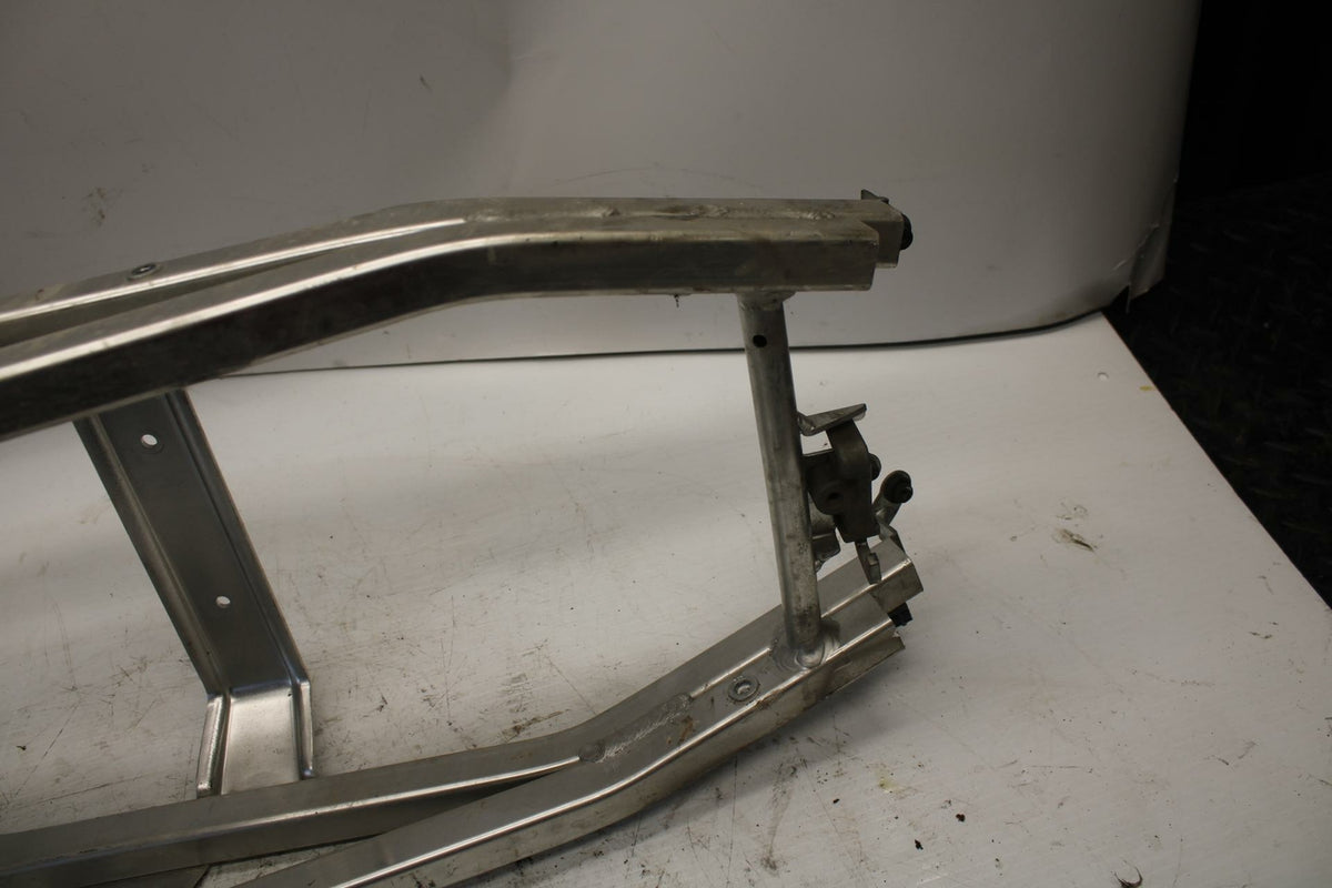 00-01 HONDA CBR929RR REAR SUBFRAME BACK SUB FRAME BB265
