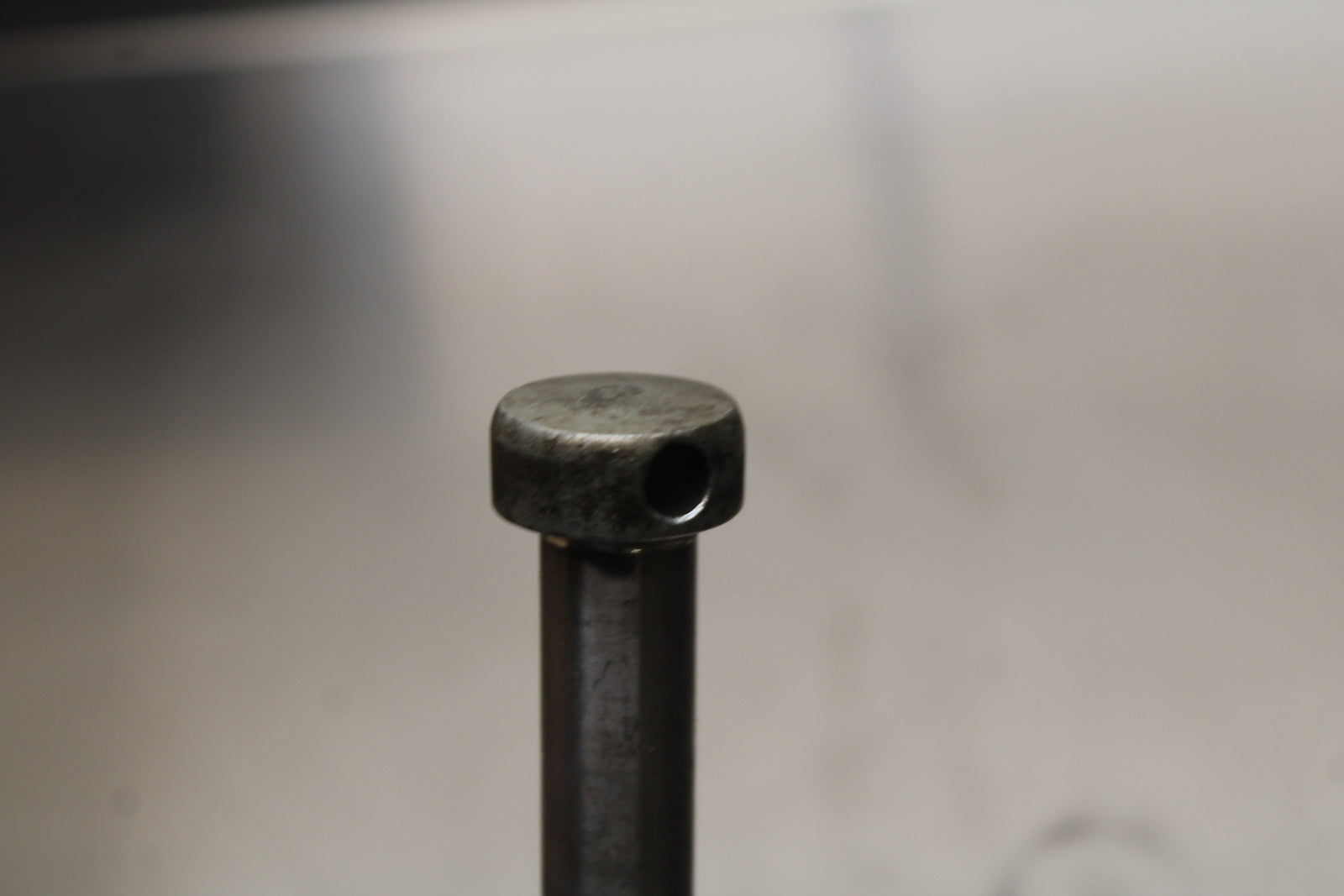 86 SUZUKI GS750ES FRONT WHEEL RIM AXLE PIVOT BOLT BB140