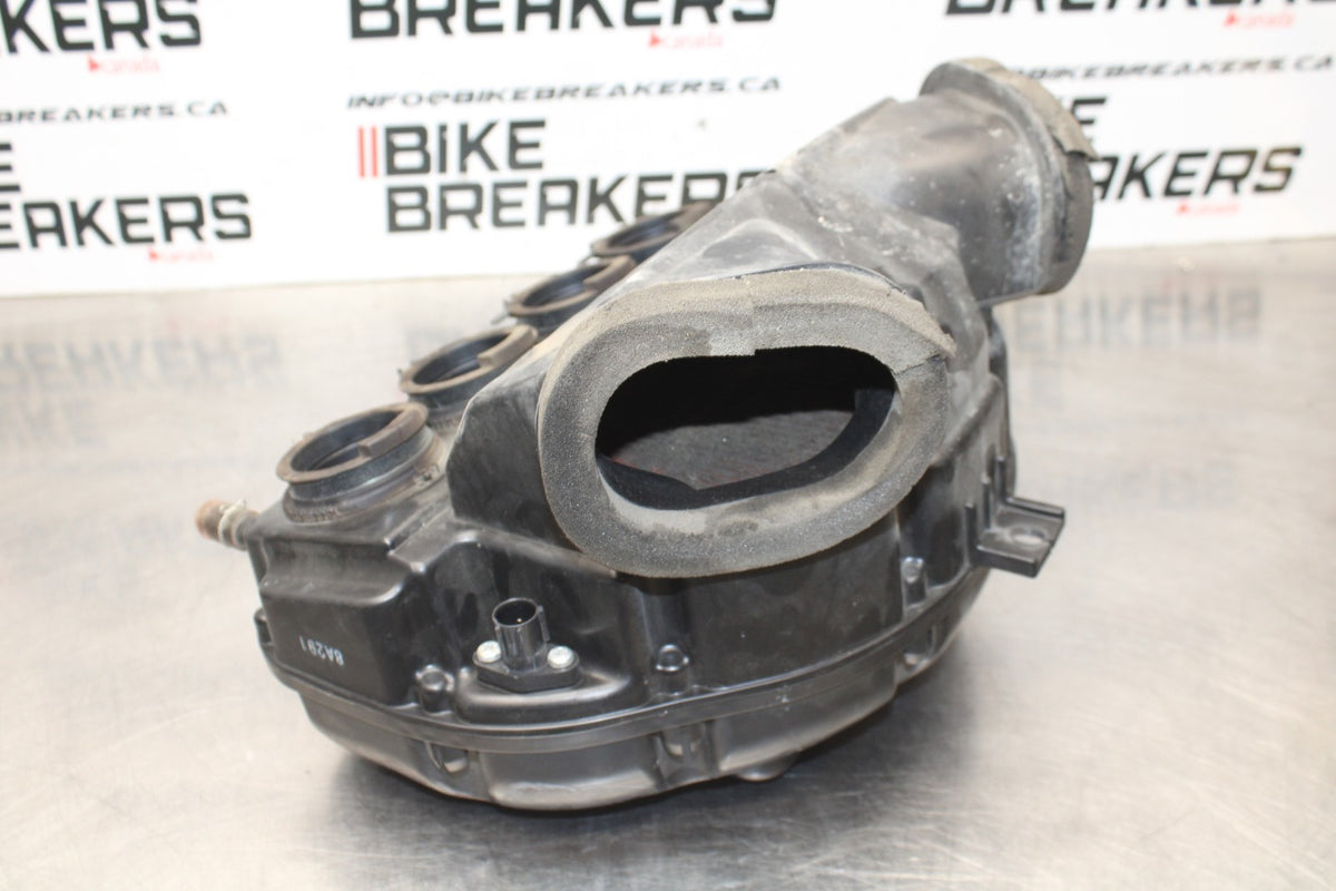 08-10 SUZUKI GSXR 600 AIRBOX AIR INTAKE FILTER BOX BB835