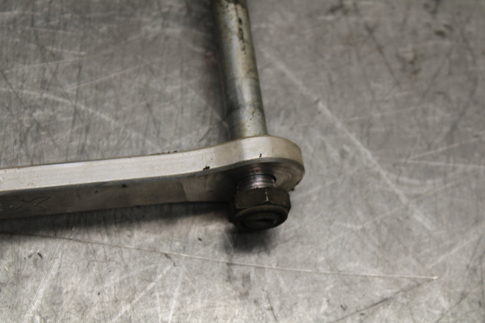 06 YAMAHA YZF R6 AFTERMARKET REAR SHOCK LOWERING LINKAGE LINKS BB716