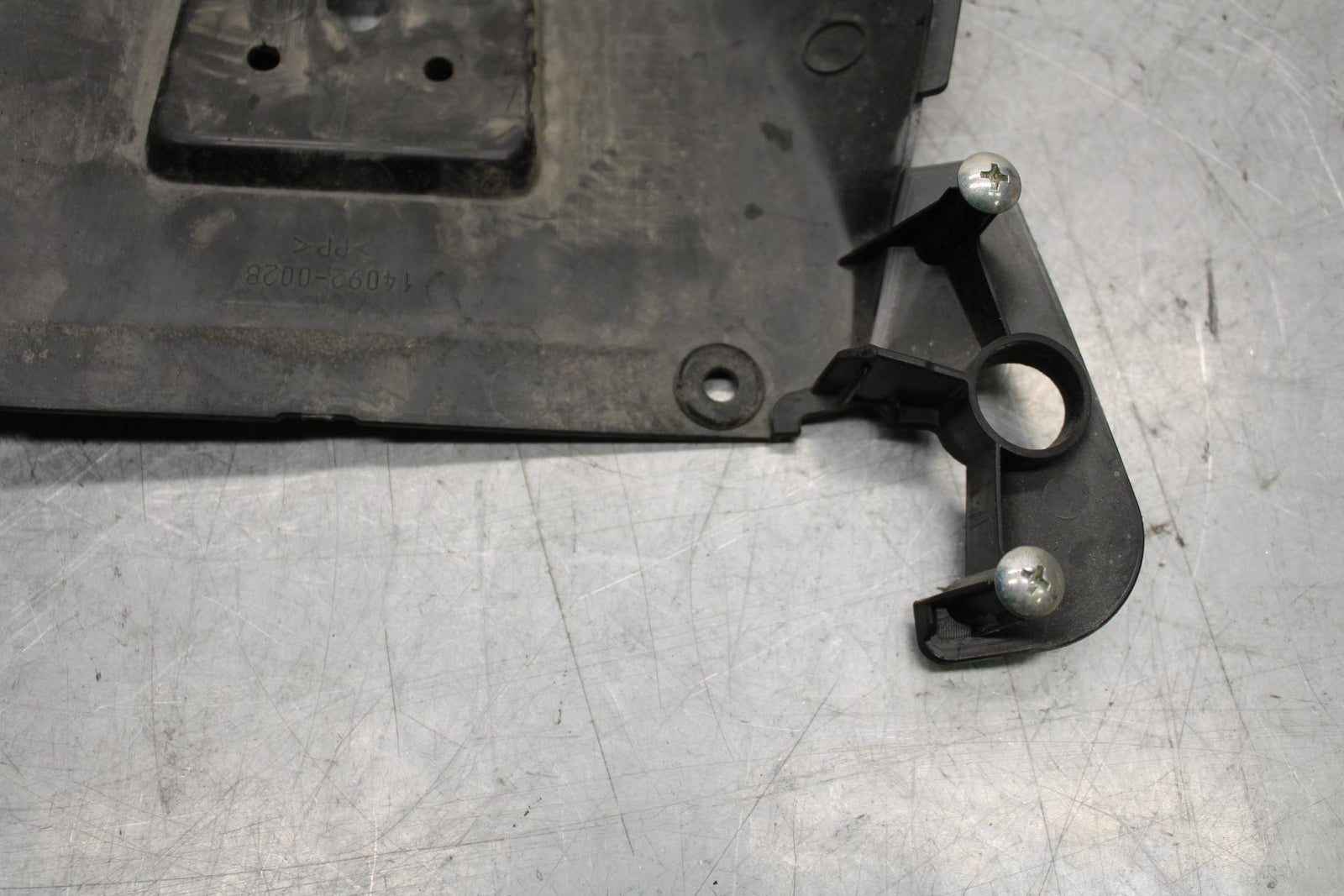 2009 Kawasaki Ninja ZX6R ZX600R REAR TAILLIGHT BRAKE LIGHT TRIM  BB548