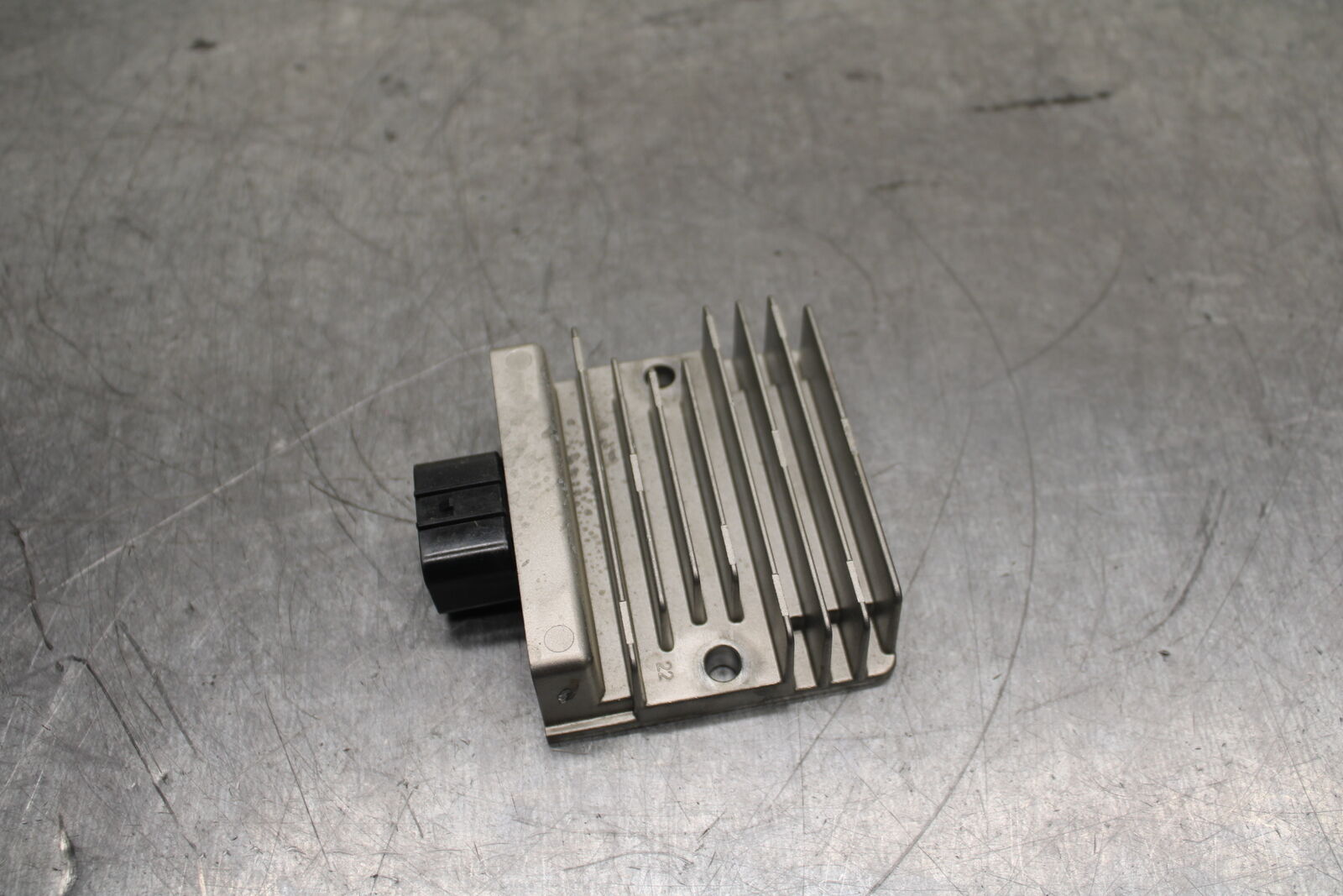 18-23 KAWASAKI NINJA 400 EX400 ABS RECTIFIER VOLTAGE REGULATOR BB747