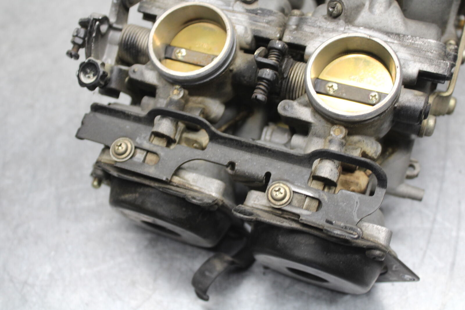 85-86 SUZUKI MADURA 1200 CARB CARBURETOR  BB691