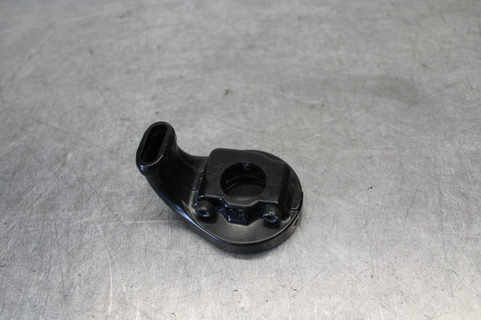 09-14 YAMAHA YZF R1 THROTTLE CABLE LINE HOUSING GUIDE BB696