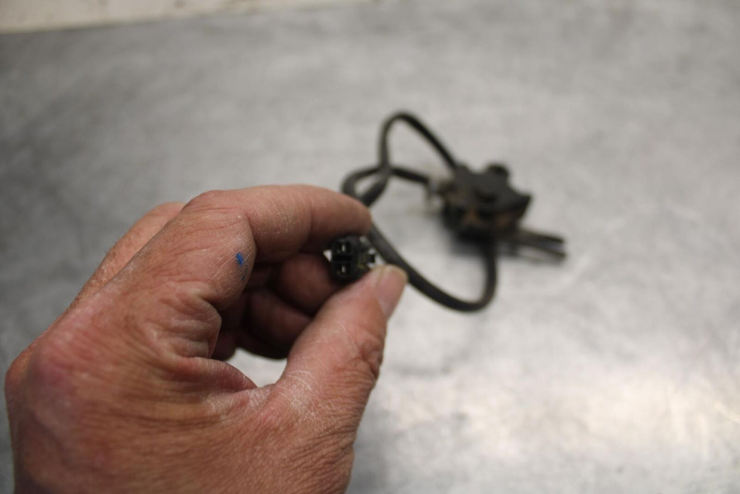 2014 Kawasaki Ninja EX300B ABS KICKSTAND SIDE KICK STAND SENSOR 27010-0097 BB518